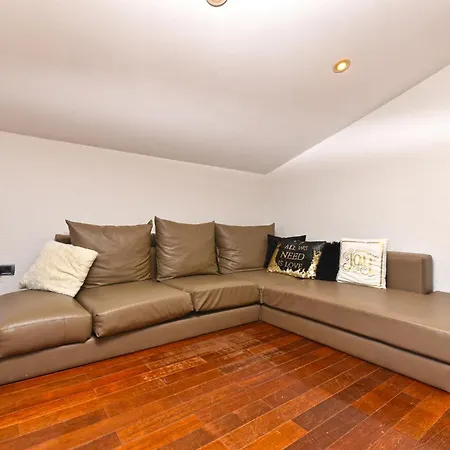 2395 Appartement