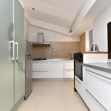 Appartement 2395 Peroj